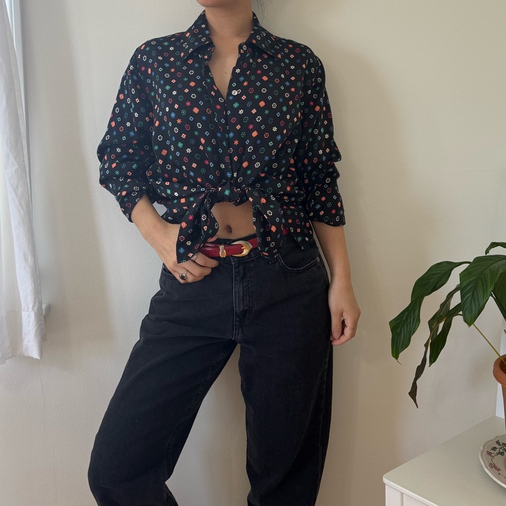 Vintage Kate Hill 100% Silk Black Shirt Multi Colored Floral Retro Vibe Size 14 - Picture 4 of 15